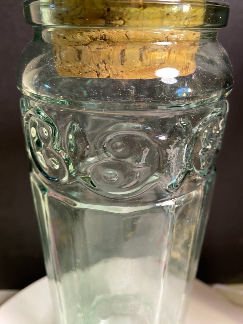 Vintage Aqua Green Glass Spaghetti Jar with Cork Lid 11" Canada - Picture 4 of 6